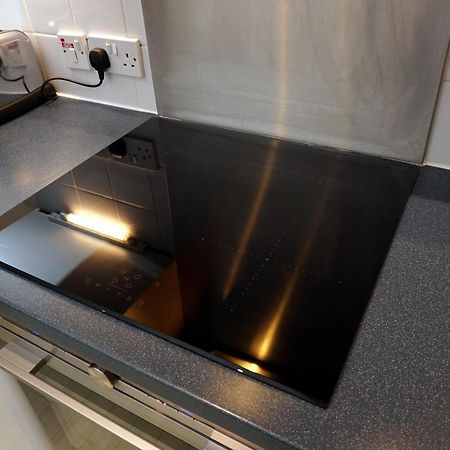 Stunning Central Exeter Apartment With Balcony And Fantastic View Luaran gambar