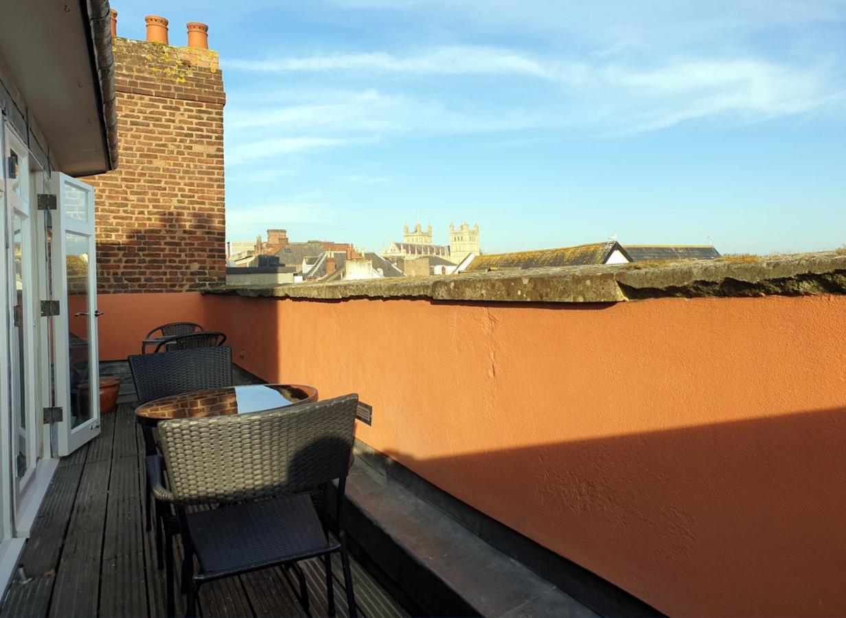 Stunning Central Exeter Apartment With Balcony And Fantastic View Luaran gambar