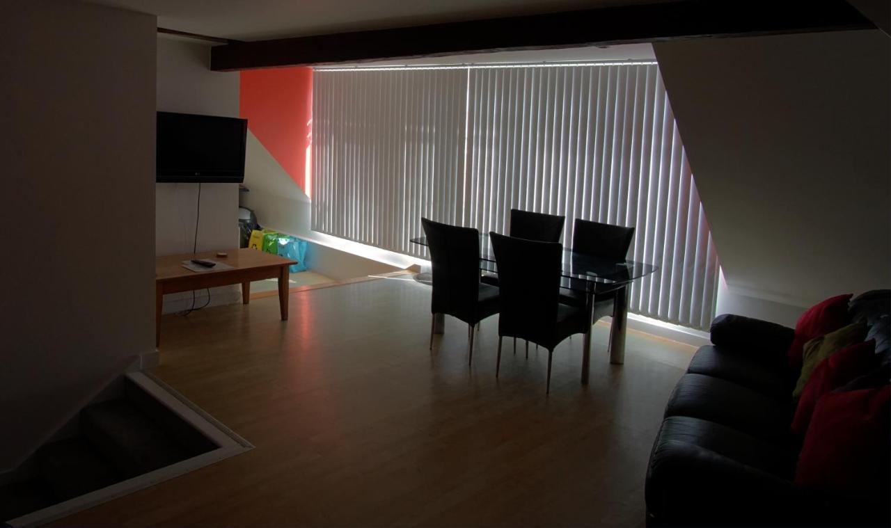 Stunning Central Exeter Apartment With Balcony And Fantastic View Luaran gambar