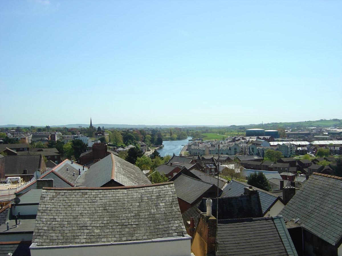 Stunning Central Exeter Apartment With Balcony And Fantastic View Luaran gambar